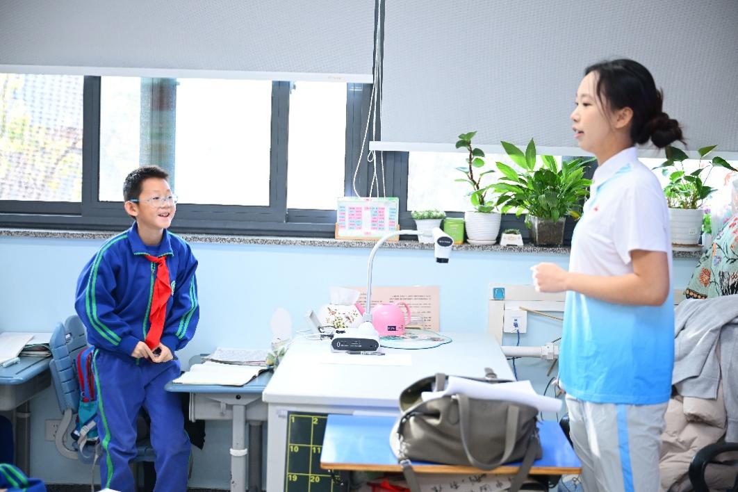  铭记抗战历史，凝聚奋进力量——五（3）班纪念中国人民抗日战争暨世界反法西斯战争胜利80周年大会主题讲座