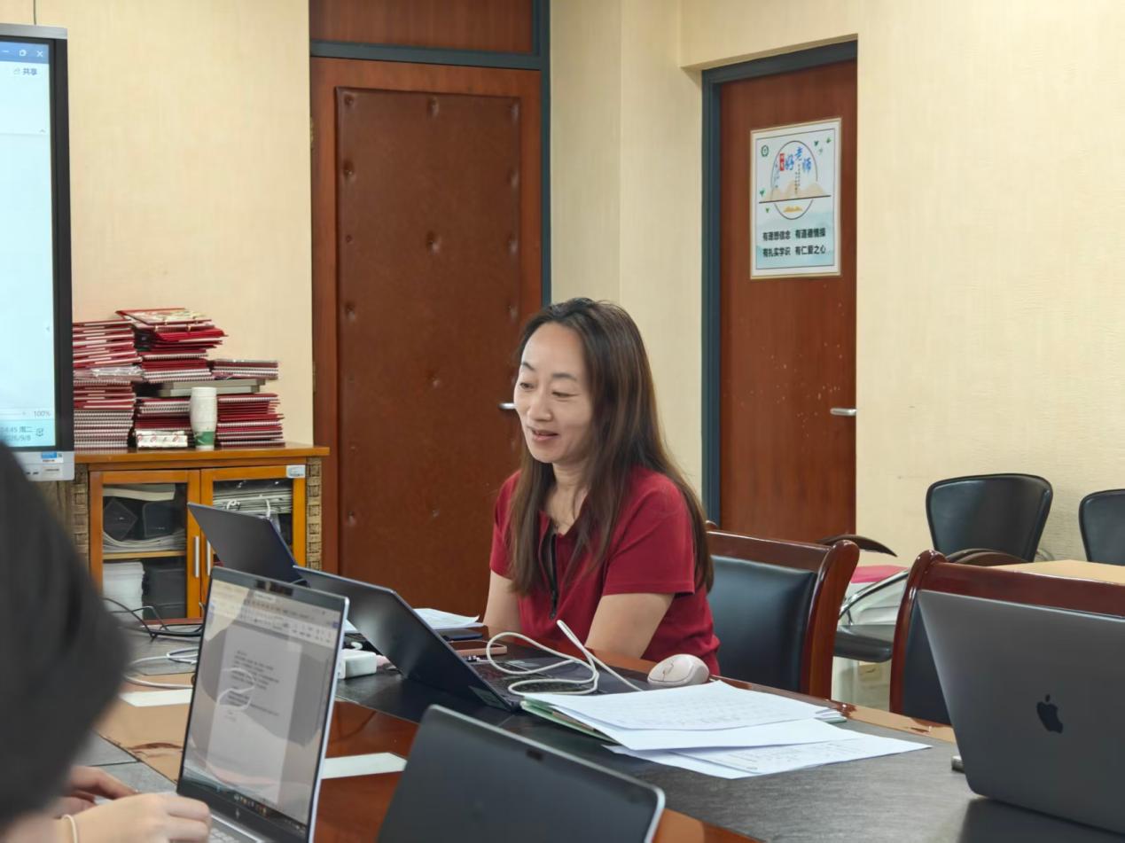  育人智慧薪火传&nbsp;家校共育启新程——我校紫禁杯班主任工作坊开展新学期首次培训